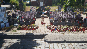 HeavenlyHundredinMaidan20150623_153523